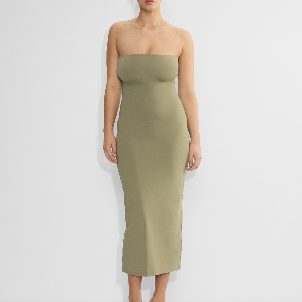 Contour Tube Maxi Dress